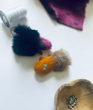 Mini Mitten Keychain kit