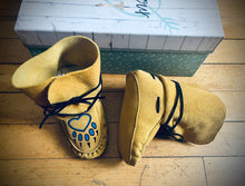 Infant & Toddler Wraparound Moccasin Kit