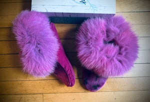 Ready to ship size 8 fox fur moccasins