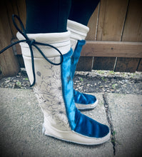 Ready to ship Seal Mukluks size 8