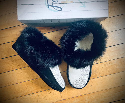 Ready to ship size 7 moccasins