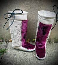 Ready to ship Seal Mukluks size 9