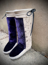 Ready to ship Mukluks size 7 ladies