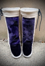 Ready to ship Mukluks size 7 ladies