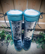 Ready to ship seal Mukluks-size 8