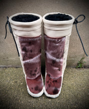Ready to ship Mukluks size 9