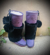 Ready to ship Mukluks-size 7