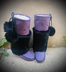 Ready to ship Mukluks-size 7